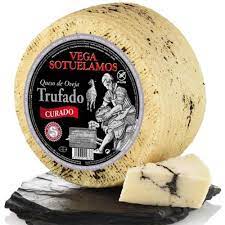 Whole Wheel of cheese - The Manchego with Truffles 3 kg